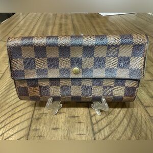 Louis Vuitton Sarah Wallet in Damier Ebene